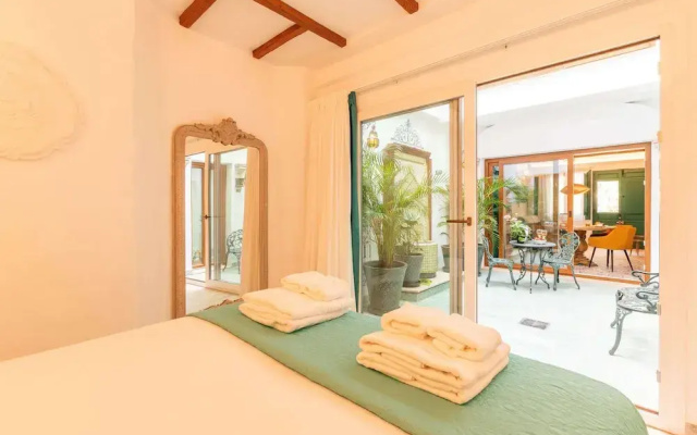 Casa Esmeralda Luxury Boutique Apartments Old Town