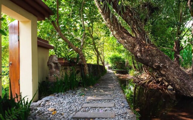 Omkara Mountain Retreat