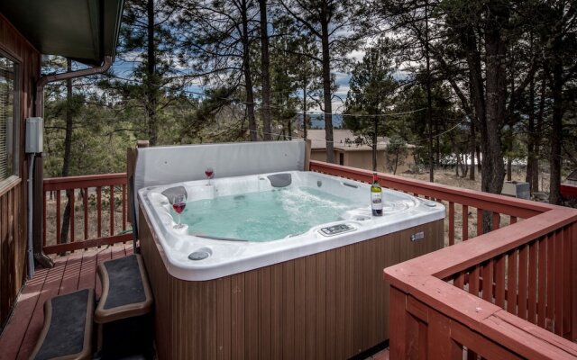3 Bears Cabin - Two Bedroom Cabin