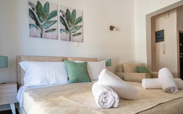 Best House Evmenous Pagrati Athens