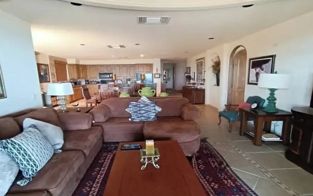Condo Bella Sirena 805 C by Kivoya