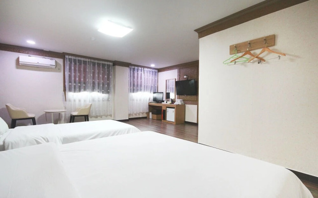 Gunsan Hotel MH