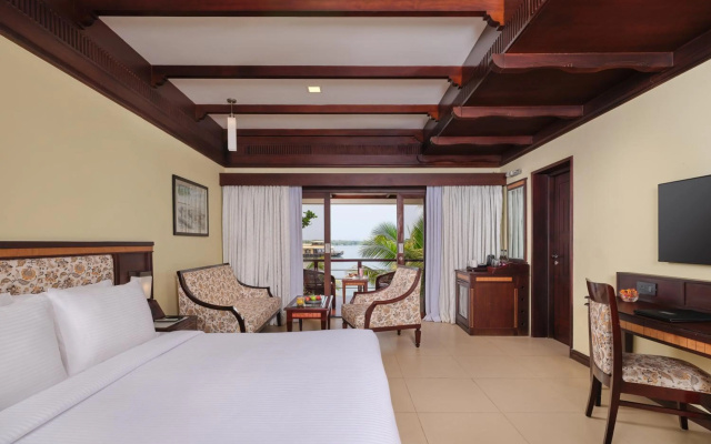 Sterling Lake Palace Alleppey – Guest Rooms – Muhamma