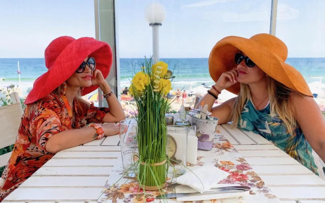 Aphrodite Beach Hotel