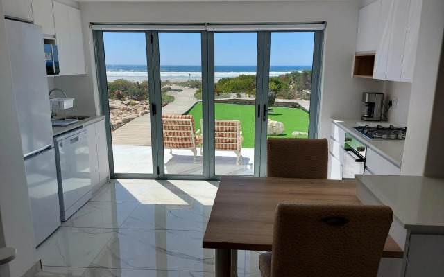 Penthouse - Soli Deo Gloria - Pearl Studio Apartments