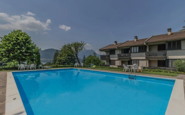 Blu al Lago in Lierna