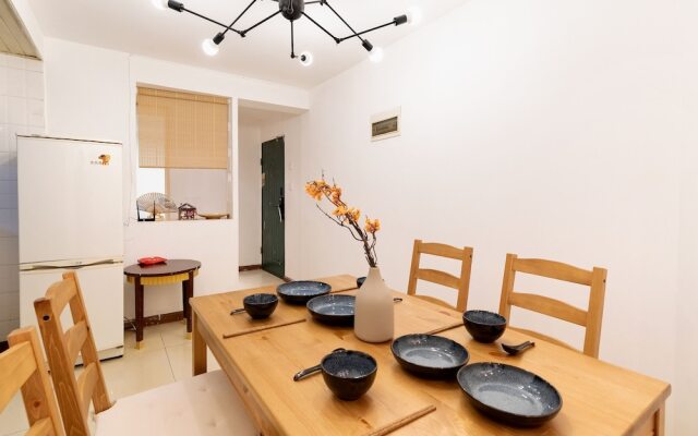 Qing Apartment Ukiyoe