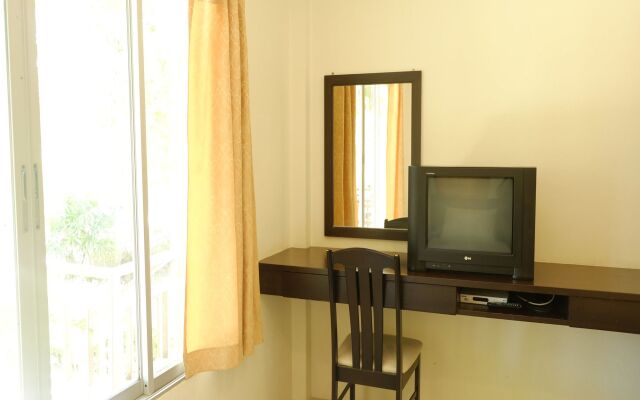 Aana Residence Resort