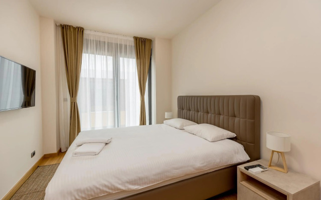 Athos Square Apartments