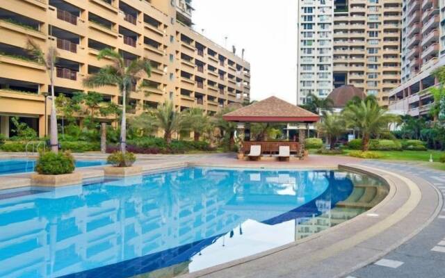 Makati CBD Resort 2 bedroom