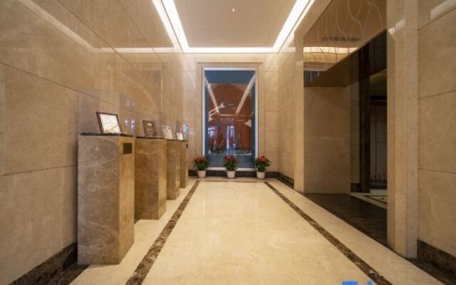 Xingyinyunduan Hotel (Guangzhou Changgang Subway Station)