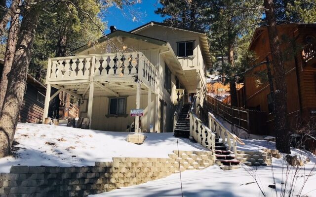 Moonridge Sunset Retreat