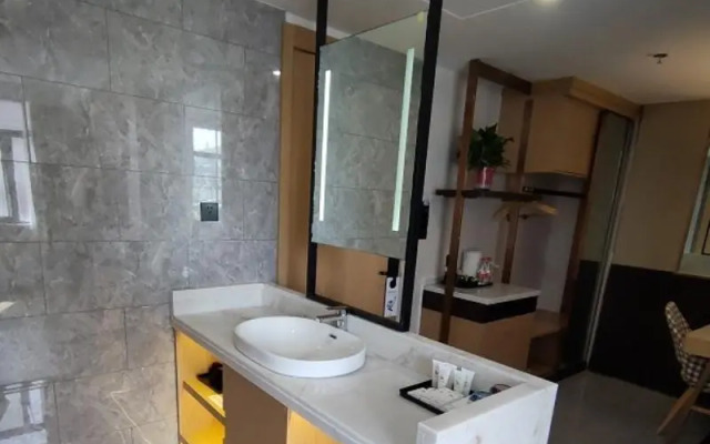 GreenTree Eastern Huaian Suning Plaza Huaihai Road