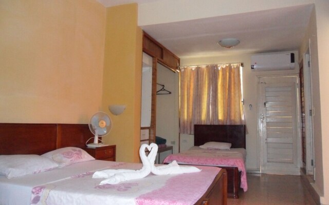 Hostal Fernando y Mayan