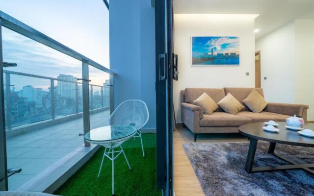 BOM HOMES- VINHOMES METROPOLIS-Service Apartment