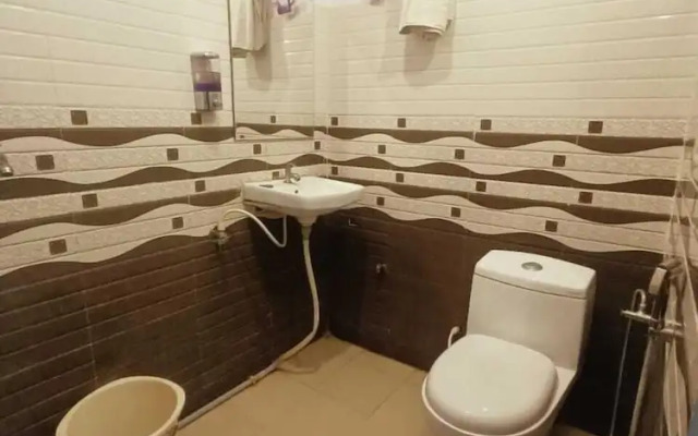 The Quila Camps & Resort