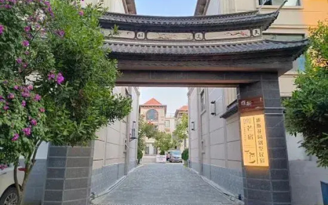 Yasi Garden Villa