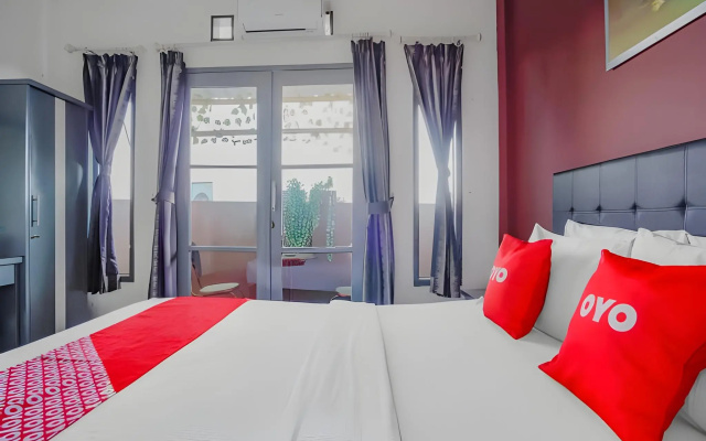 Hotel Salon Fora & Longhill Cafe Fora – Guest Rooms – Bandung