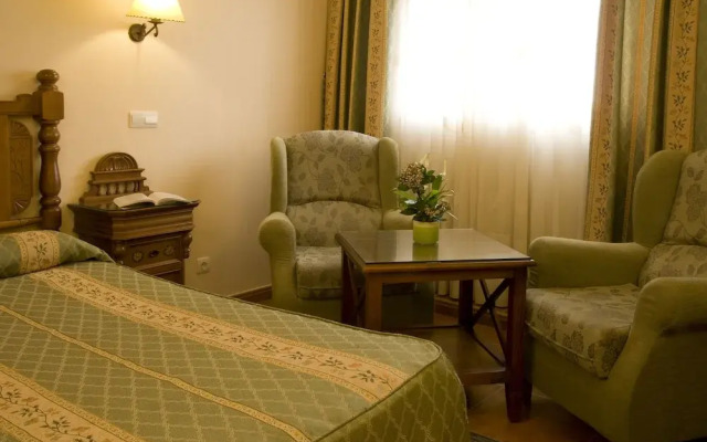 Hostal Santo Domingo de Silos