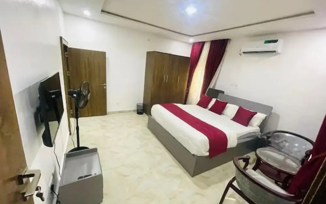 Ana Hotel and Apartments