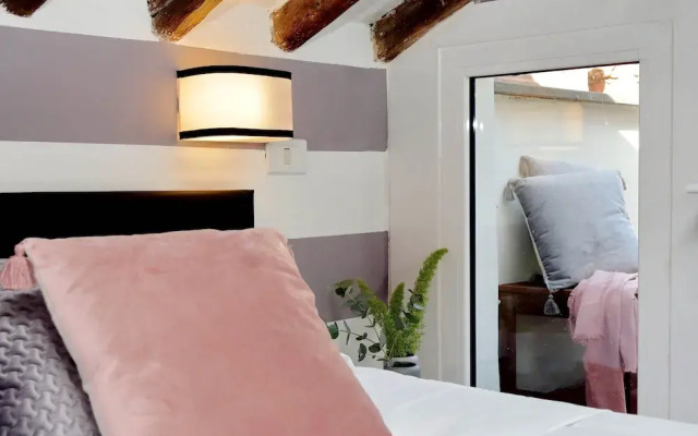 Pellegrino 2 - WR Apartments