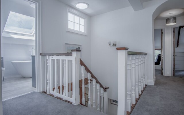 White Mill - 4 Bed - Lampeter Velfrey