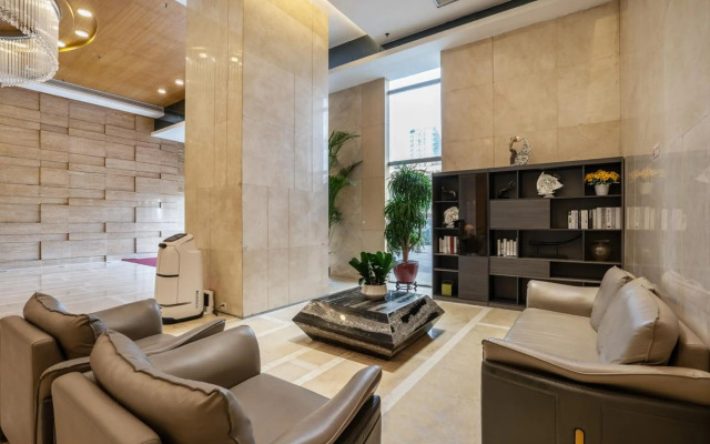 Guangzhou Pearl River International Hotel （Yijing Lu Metro Station）