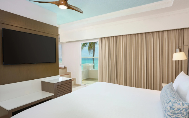 Sunscape Cancun Resort & Spa