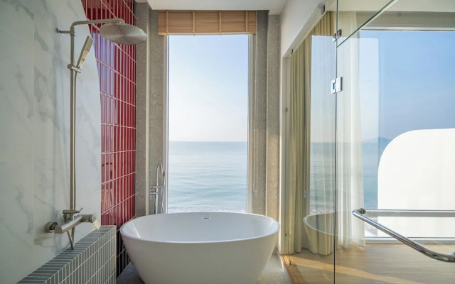 Aadhitiya Private Pool Villas