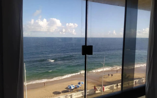 Flat no Farol da Barra