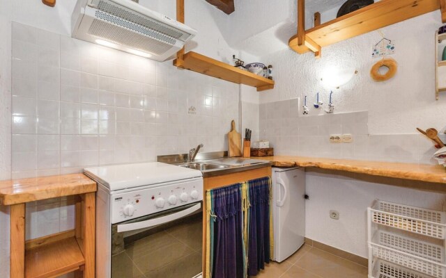 Nice Home in Barbat With Wifi and 2 Bedrooms