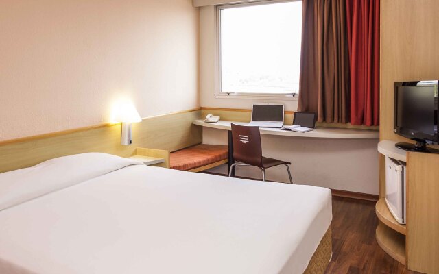 ibis Betim