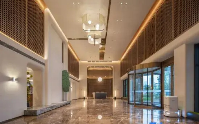 Handan East Station Yunju Hotel