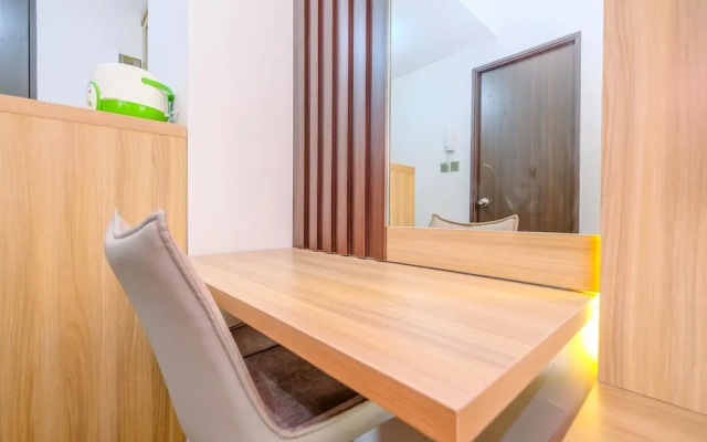 Comfy And Modern Studio At Transpark Cibubur Apartment