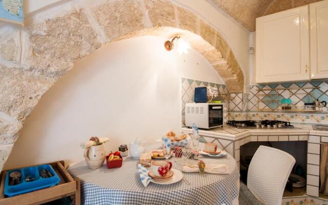 Anna's Rose Holiday Home