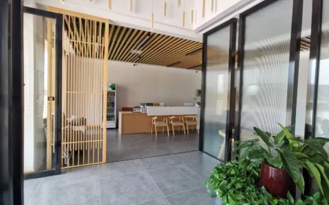 Qingxu Yunsu (Wugong Mountain Tourist Service Center)