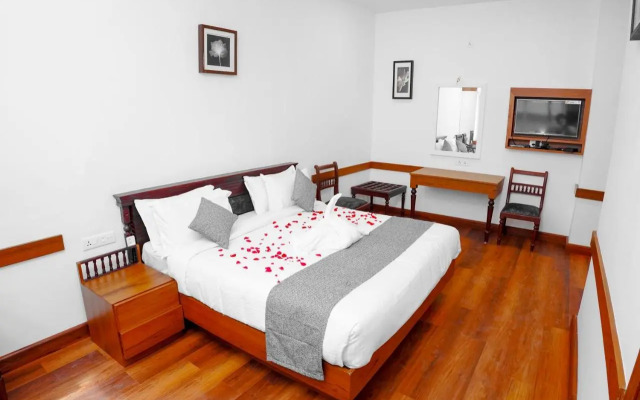 Mps Royal Suites