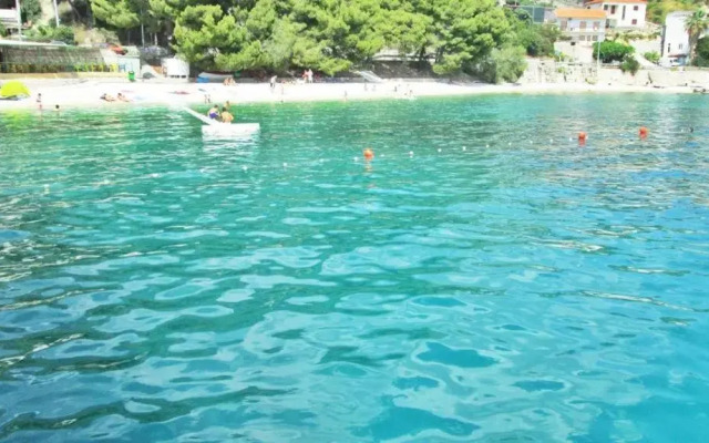 20 meters from the beach