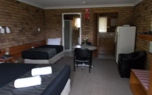 Park House Motor Inn