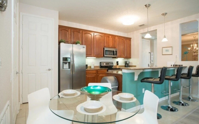 Vista Cay Getaway