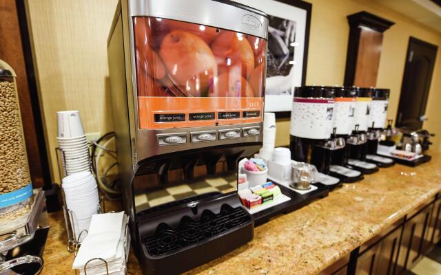Hampton Inn and Suites Pine Bluff