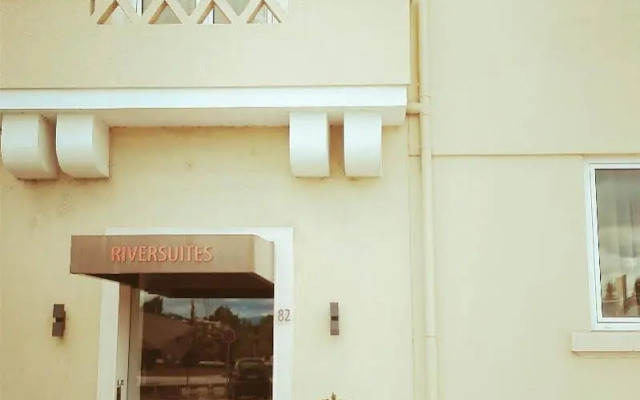 Riversuites