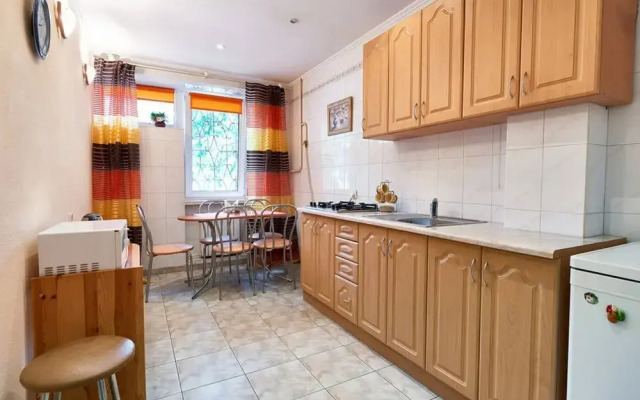 Home-Hotel Khoriva 32