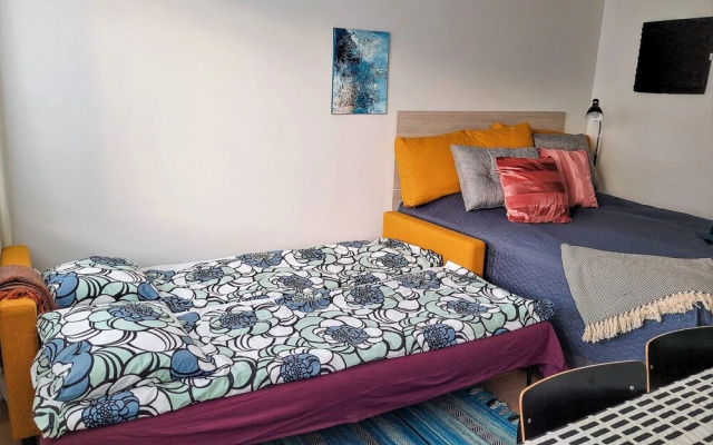Renovated bright Studio in city center