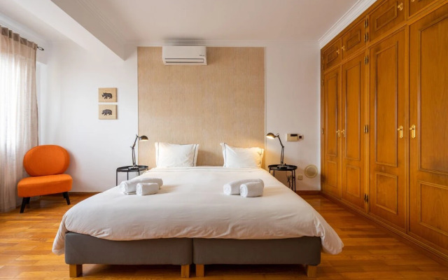 S.SOARES Beach Parede