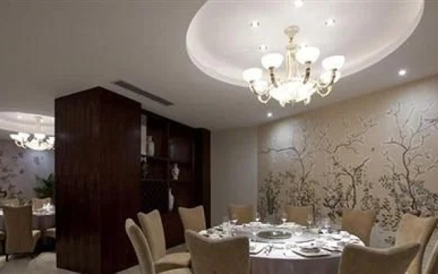 Quzhou Longyou Blue Sky Hotel