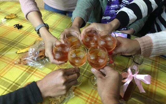 Nhà Tím Homestay