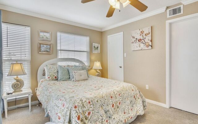 Seascape 2201 - 2 Br Condo