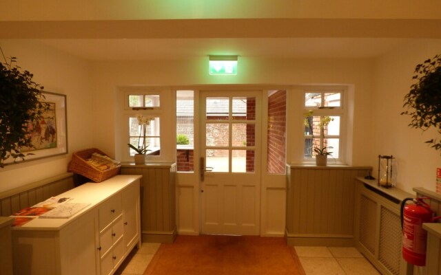 L'hote Boutique Hotel