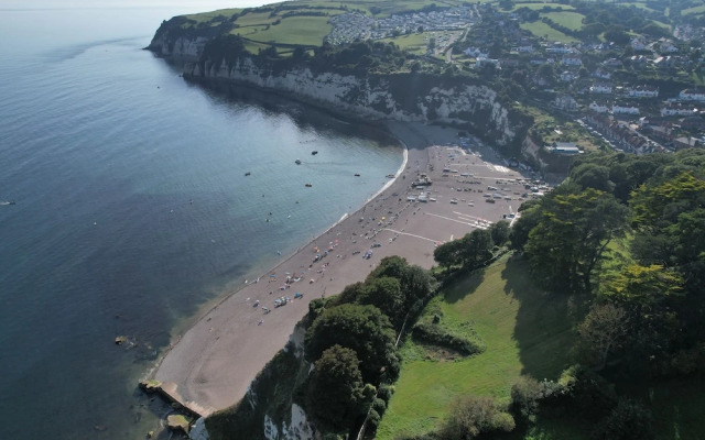 The Seaside Inn